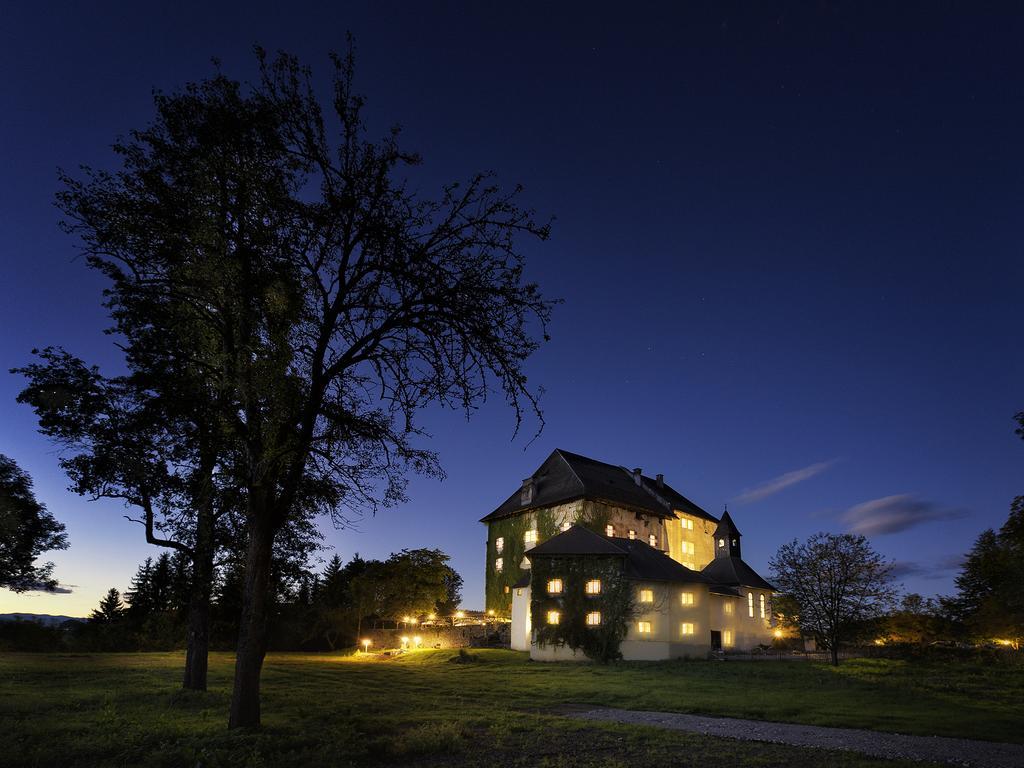 Schloss Moosburg Gaestehaus Exterior foto